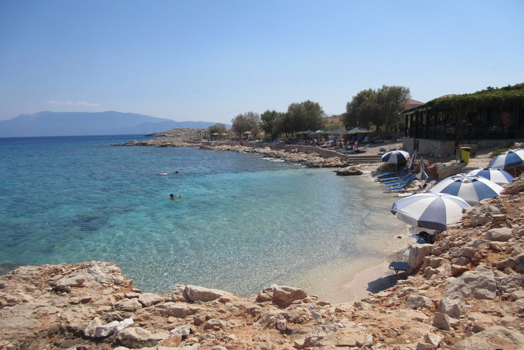  Ftenagia plaža ostrvo Halki 